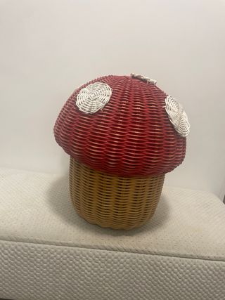 Cesta mimbre seta roja - Decoración infantil