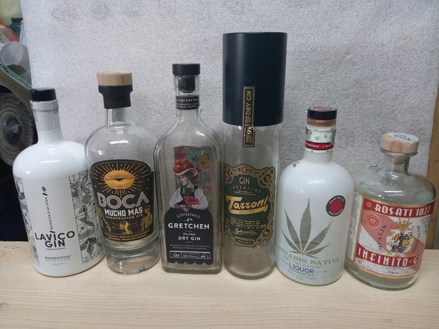 Bottiglie Gin Vuote