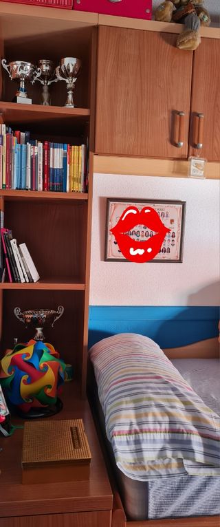 Dormitorio juvenil con escritorio