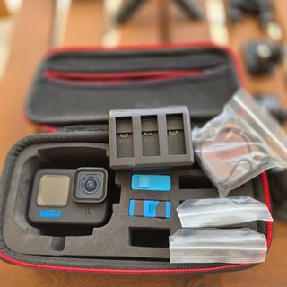 GoPro HERO10 Black + Accesorios