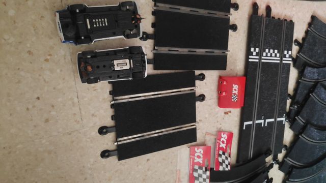 Scalextric C2 Classics -Fiat 131 Abarth, Renault 5