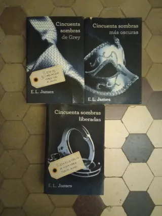 CINCUENTA SOMBRAS DE GREY