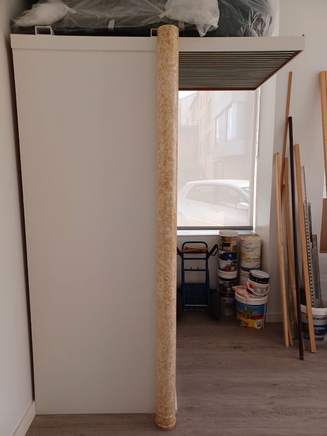 Expositor decorativo: columna