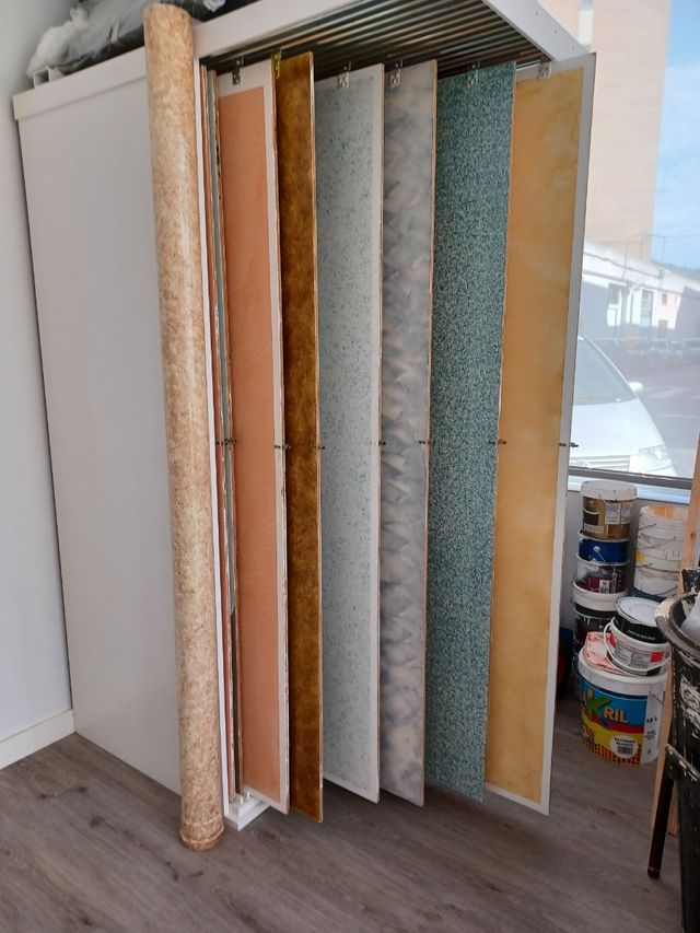 Expositor decorativo: columna