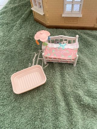 Cuna Sylvanian Families + 2 gatitos