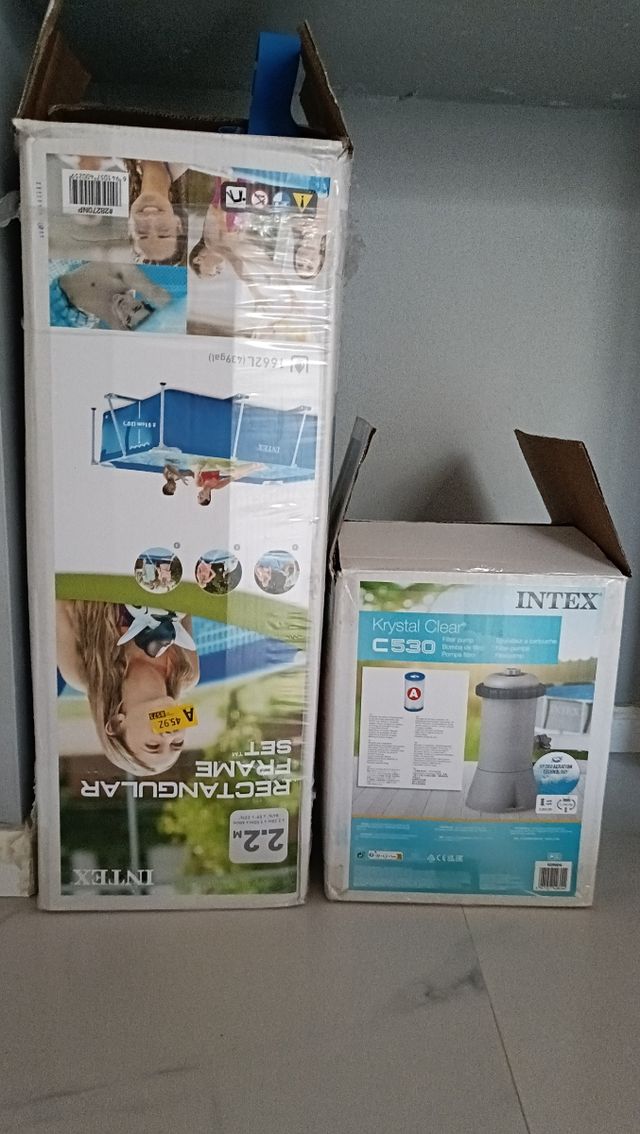 Piscina INTEX 2.2mx1,50mx60cm
Depuradora INTEX