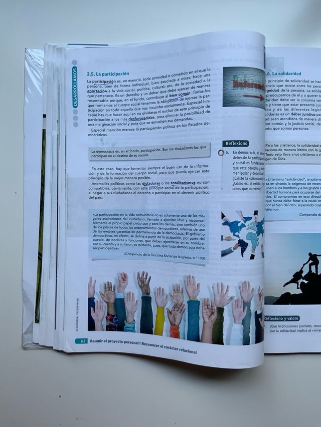 RELIGION CATOLICA 1 BACH (COMUNIDAD LANIKAI)