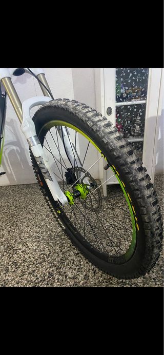 CANNONDALE CLAYMORE: Bicicleta MTB. 