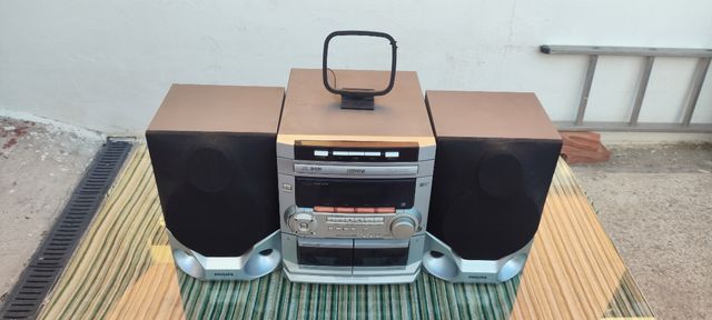 Minicadena Philips Vintage | 3CD | Radio | Aux |