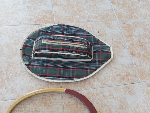 Raqueta tenis antigua MK: ¡Clásica!