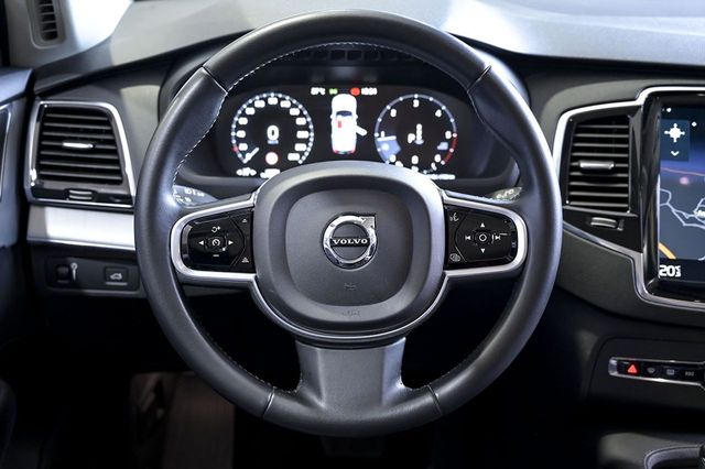Volvo XC90   2.0 B5 D AWD Momentum Pro Auto 