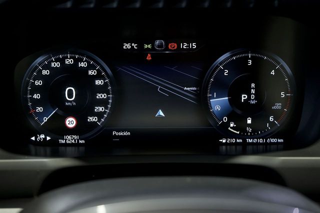Volvo XC90   2.0 B5 D AWD Momentum Pro Auto 