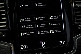 Volvo XC90   2.0 B5 D AWD Momentum Pro Auto 