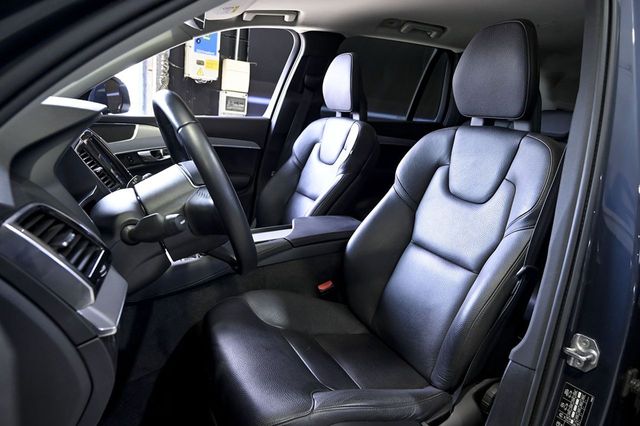 Volvo XC90   2.0 B5 D AWD Momentum Pro Auto 