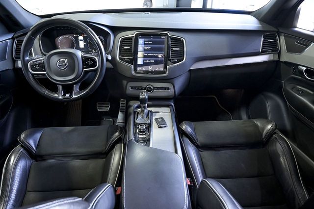 Volvo XC90   2.0 D5 AWD RDesign Auto 