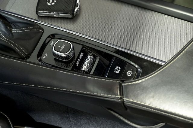 Volvo XC90   2.0 D5 AWD RDesign Auto 