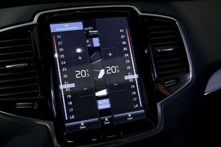 Volvo XC90   2.0 D5 AWD RDesign Auto 
