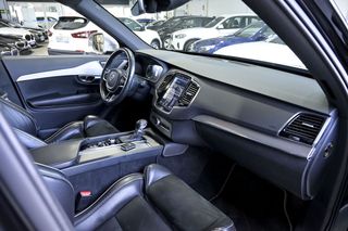 Volvo XC90   2.0 D5 AWD RDesign Auto 