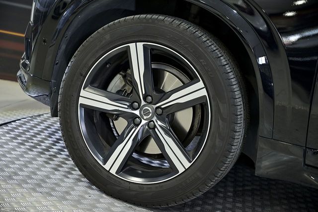 Volvo XC90   2.0 D5 AWD RDesign Auto 