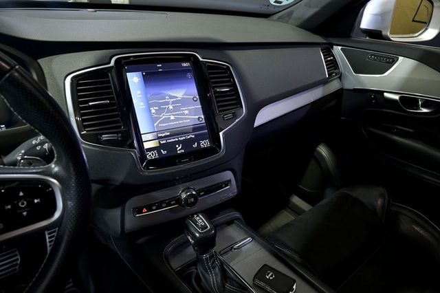 Volvo XC90   2.0 D5 AWD RDesign Auto 