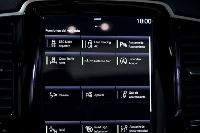 Volvo XC90   2.0 D5 AWD RDesign Auto 