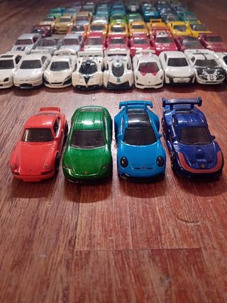 Hot Wheels - 54 auto