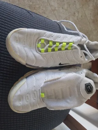 Zapatillas Nike Air Max - rojas y negras