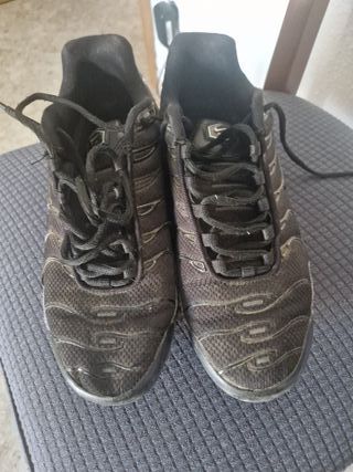 Zapatillas Nike Air Max - rojas y negras