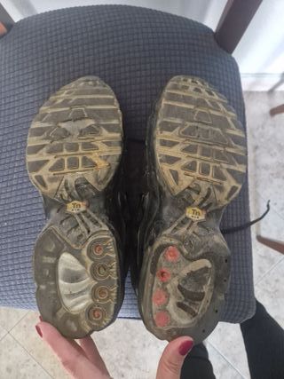 Zapatillas Nike Air Max - rojas y negras