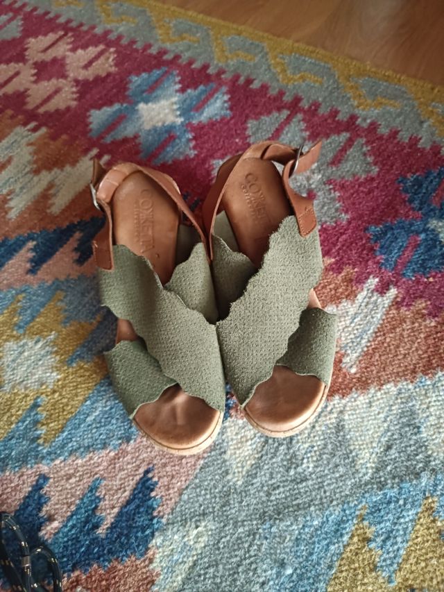 Sandalias plataforma ante verde