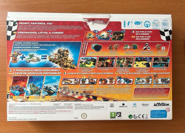 Skylanders SuperChargers Wii Juego y figuras