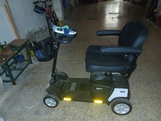 Scooter eléctrico para movilidad reducida