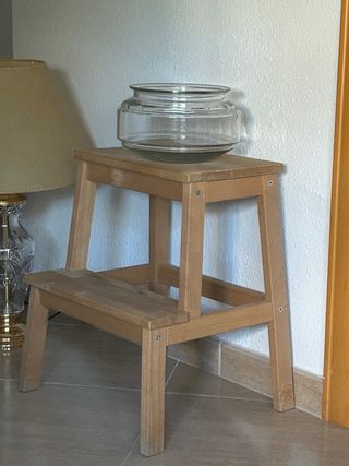 Banco escalera Ikea madera marrón