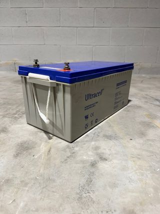 Batería Ultracell UC200-12 AGM 12V