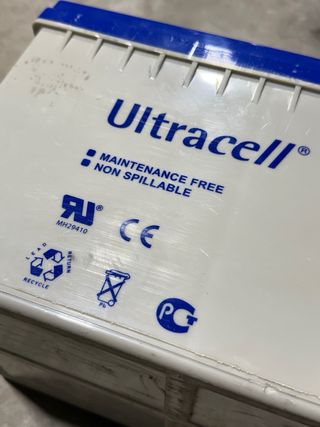 Batería Ultracell UC200-12 AGM 12V