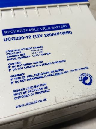 Batería Ultracell UC200-12 AGM 12V