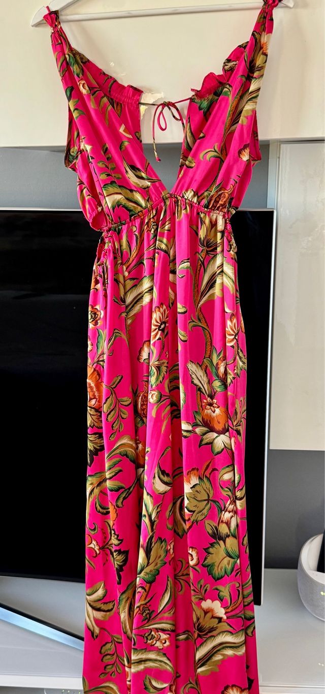 Vestido Zara estampado flores rosa