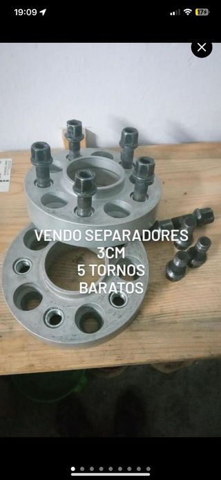 Separadores de rueda 3cm
 - 5 Tornillos
