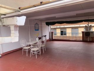 REF 25059-VIVIENDA CENTRICA DE TRES PLANTAS