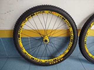 Llantas Mavic Deemax 27.5