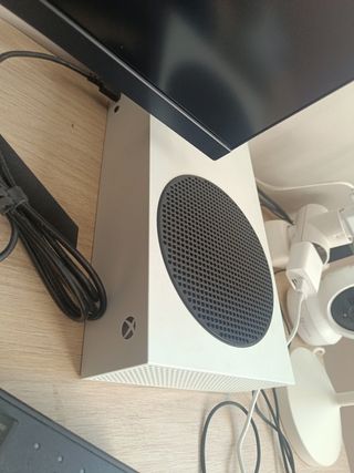 Xbox Series S bianca - Base di ricarica