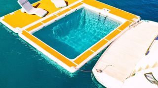 Piscina para Barco CON RED ANTI MEDUSA!!!