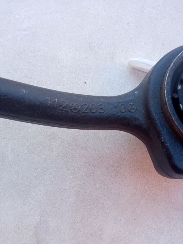 Rotula suspensión Mercedes CLC