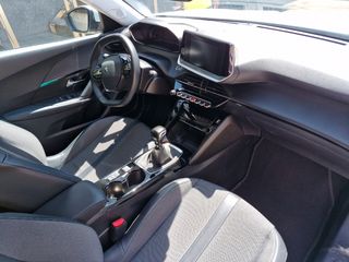 Peugeot 2008 2021