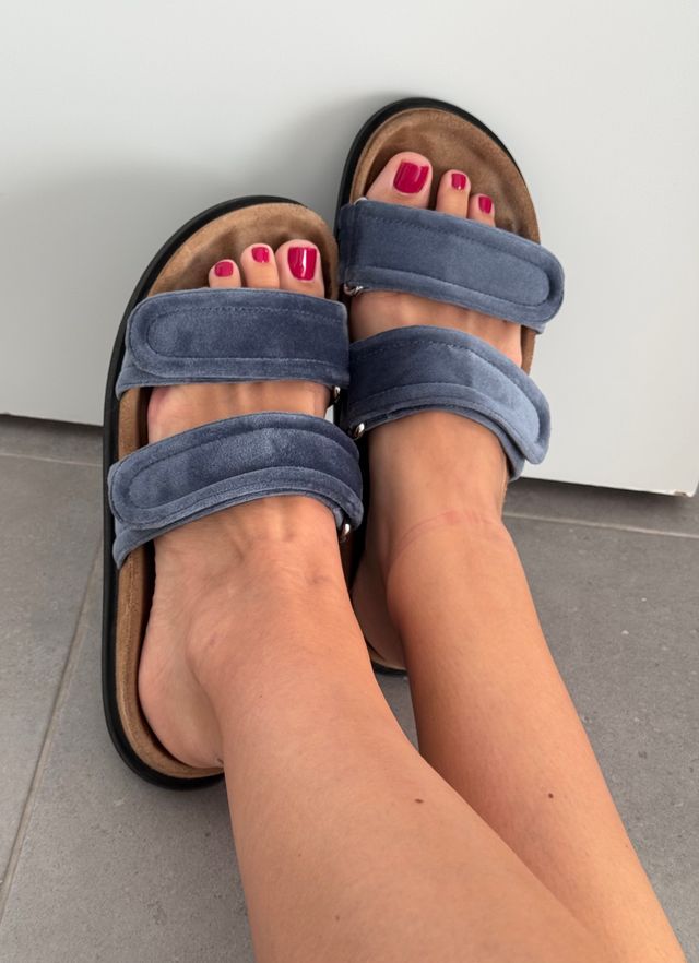 Sandalias Zara azul terciopelo
