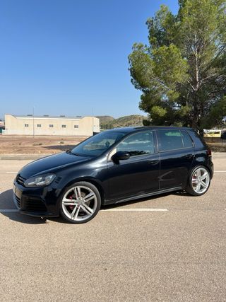Volkswagen Golf GTI VI