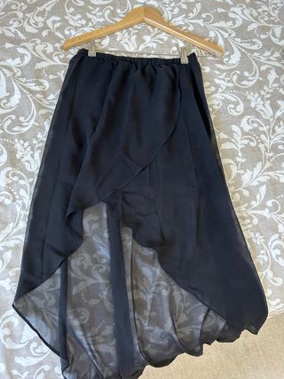 Falda midi negra transparente