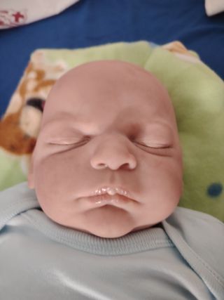 Muñeco reborn bebé