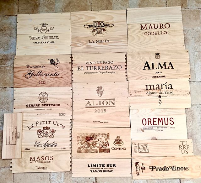 Pannelli scatole vino decorazione cantine ristorante