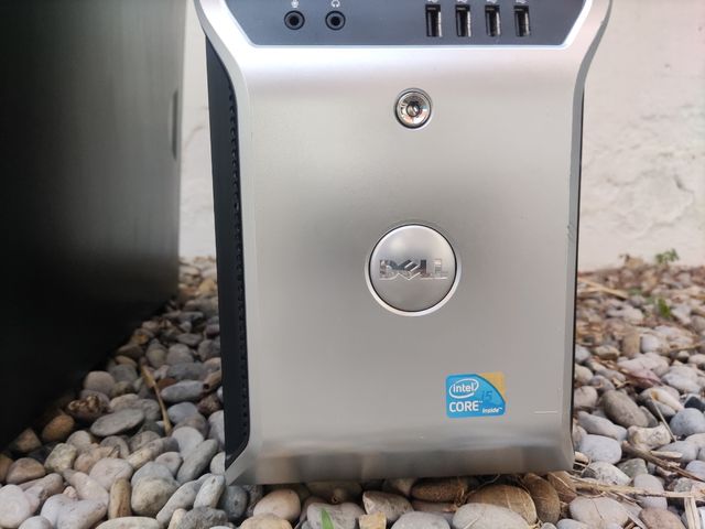 4 PC's - DELL, HP, LG